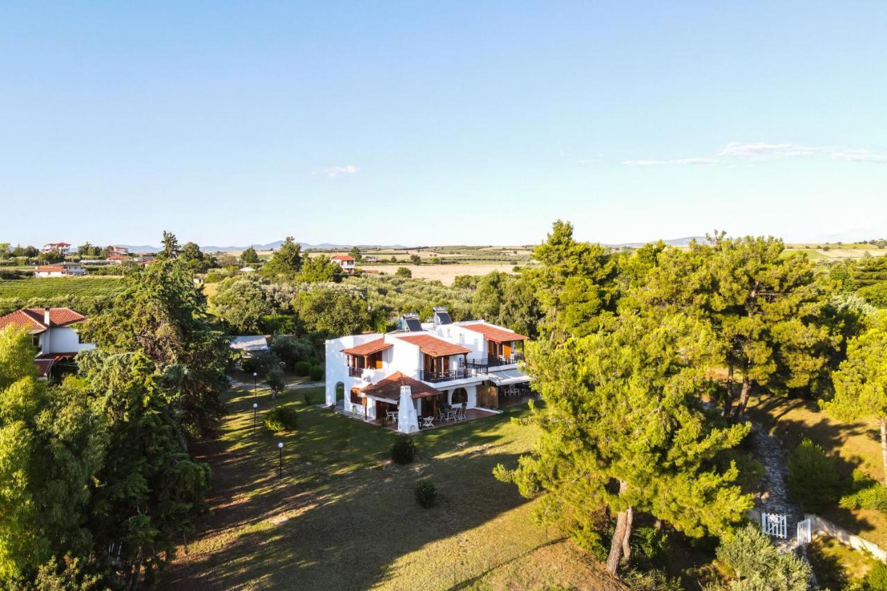 Luna Villa Private Beach Nea Iraklia Luaran gambar